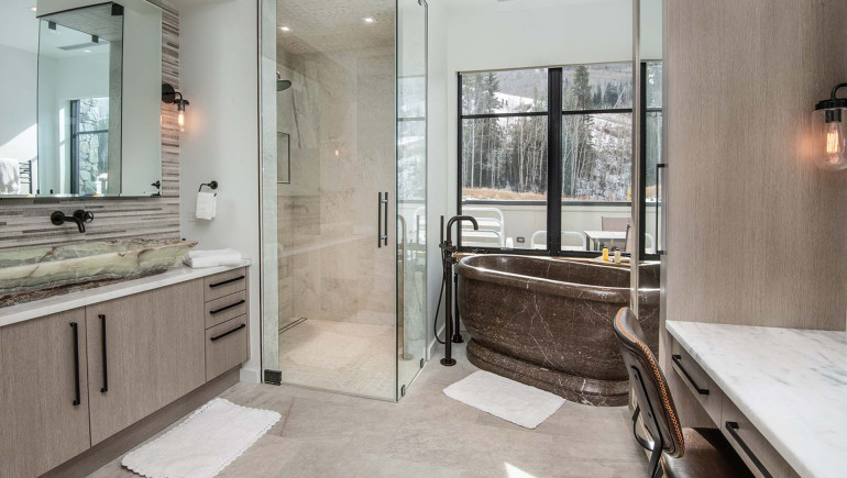 Golden Peak Penthouse