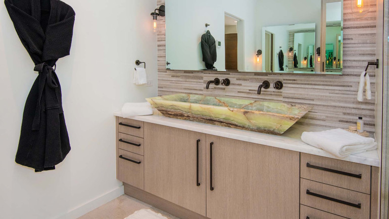 Golden Peak Penthouse