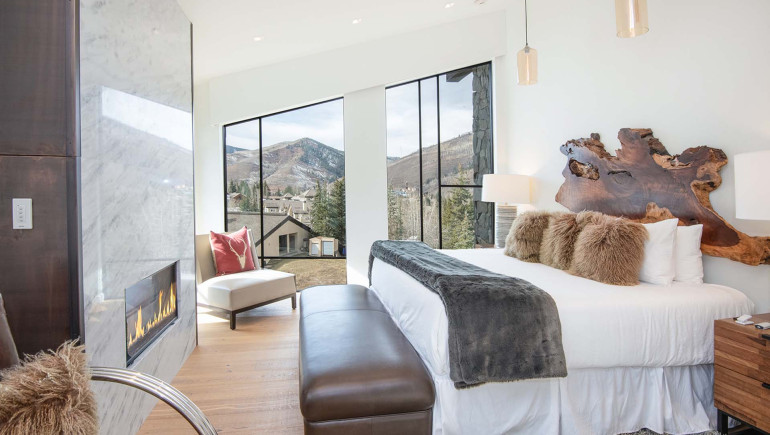 Golden Peak Penthouse