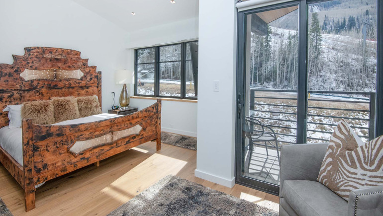 Golden Peak Penthouse