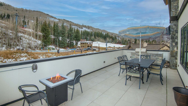 Golden Peak Penthouse