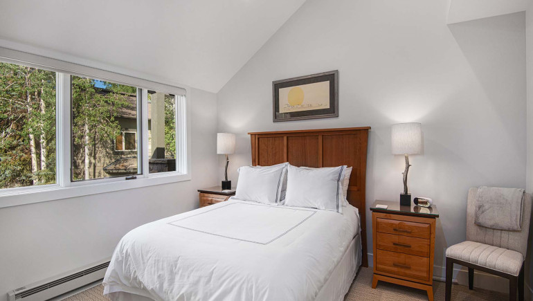 Coldstream Townhome 15