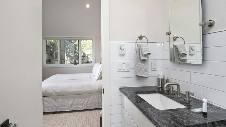 Coldstream Townhome 15