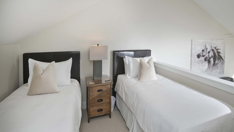 Coldstream Townhome 15